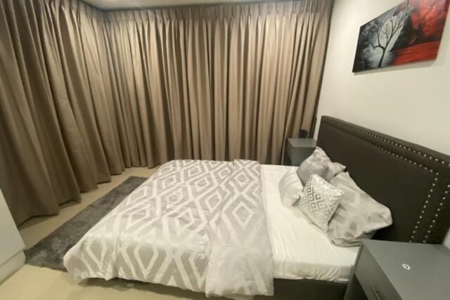 Modern 2-Bedroom Apartment in East Legon, Accra | Ideal for 4 Guests | Pool, Gym, Parking and More!